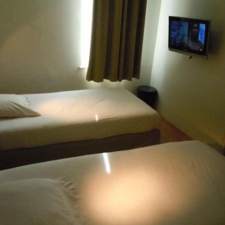 Ibis Styles Amiens Cathedrale Hotel Bagian luar foto