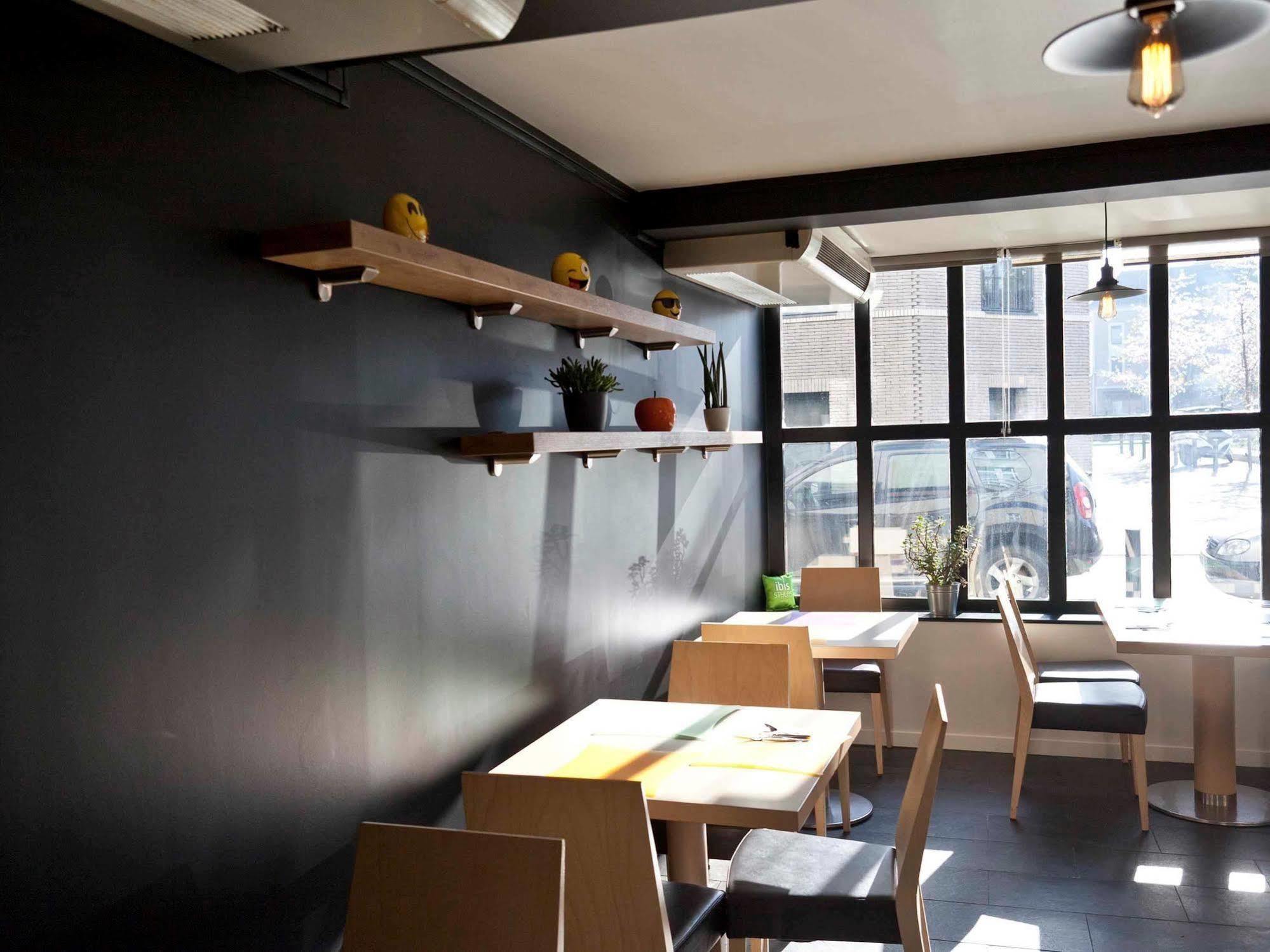 Ibis Styles Amiens Cathedrale Hotel Bagian luar foto